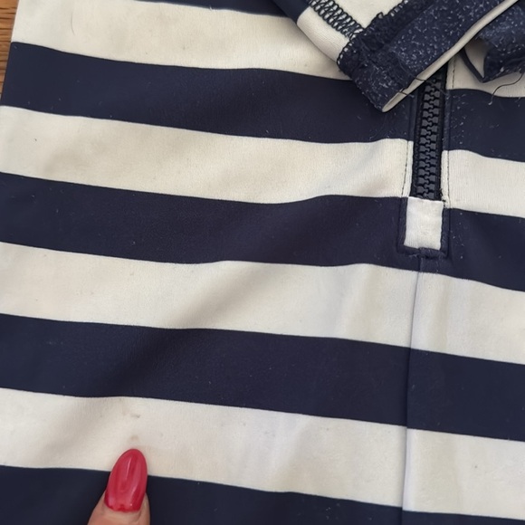 Hanna Andersson | Rash Guard \ Navy/White Stripes | size 86cm (2T) - Picture 6 of 8